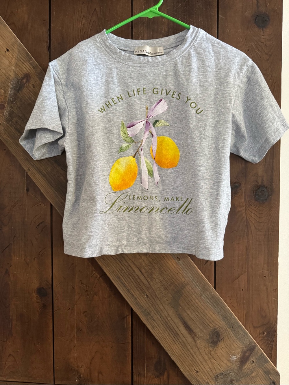 Zenana Outfitters Gray Tee with Yellow Lemon Graphic
